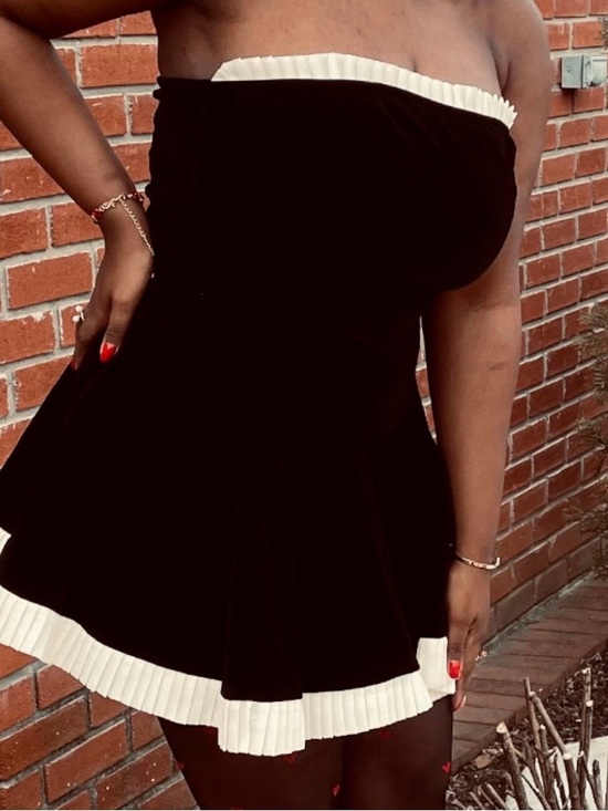 SHEIN Dresses & Skirts - SHEIN Black Strapless Skater Dress with Cream Pleated Trim